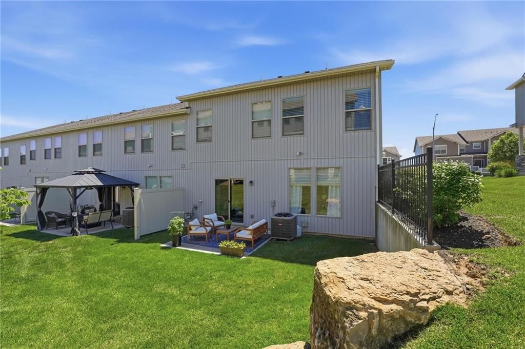 7370 Griffey Street — photo 22