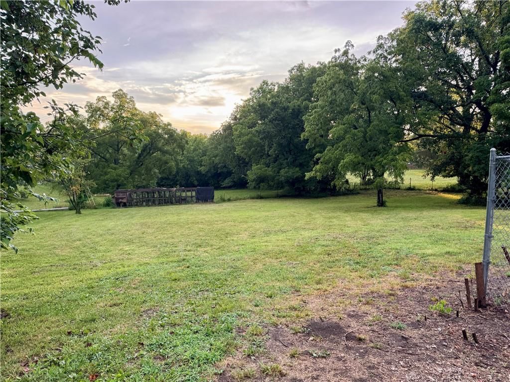 506 N Bynum Road — photo 3