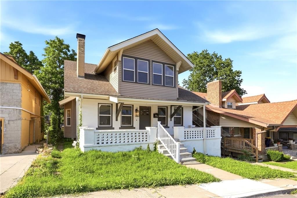 1326 Lake Avenue — photo 3