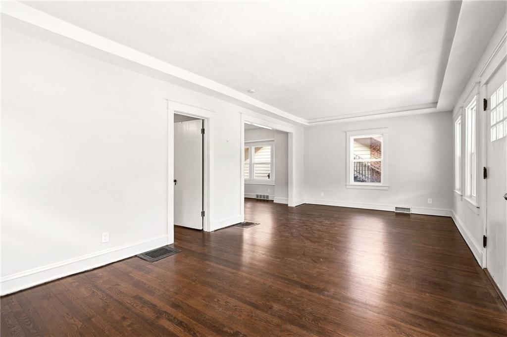1326 Lake Avenue — photo 12