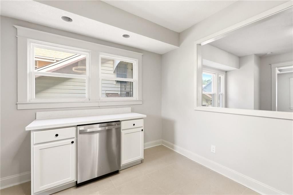 1326 Lake Avenue — photo 23