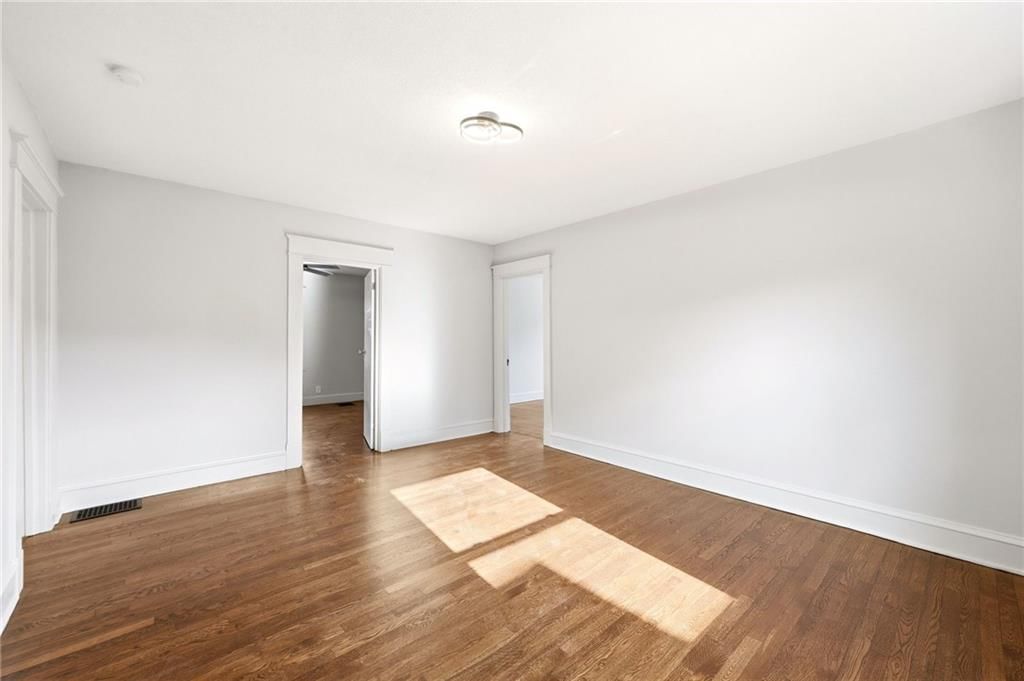 1326 Lake Avenue — photo 33