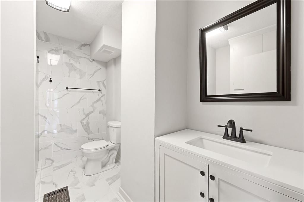 1326 Lake Avenue — photo 35