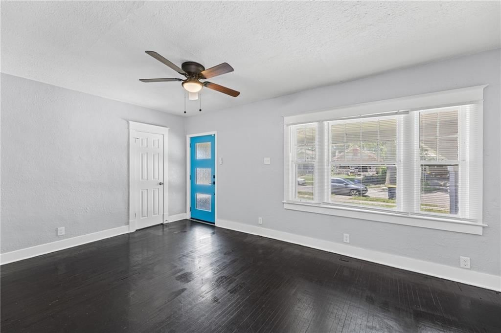 4243 Agnes Avenue — photo 5