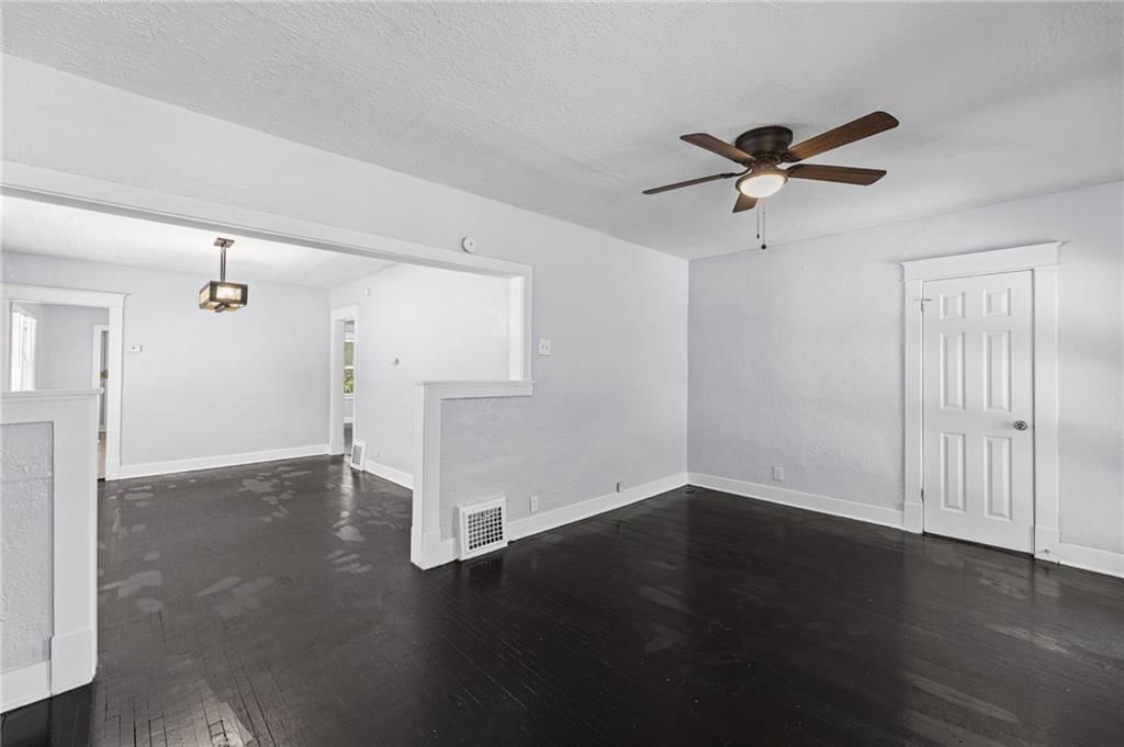 4243 Agnes Avenue — photo 7