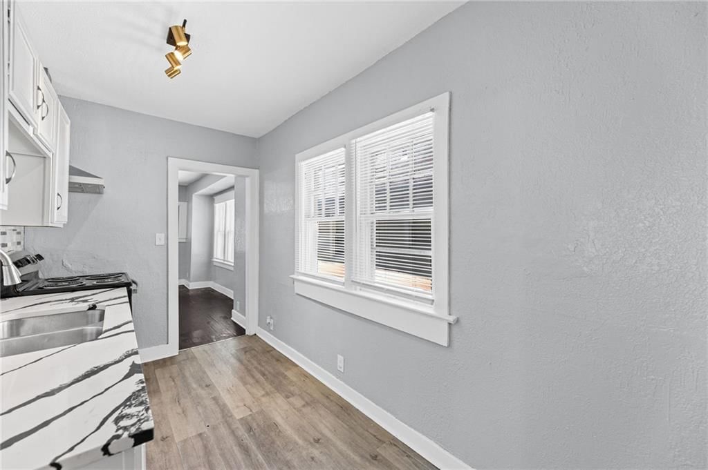 4243 Agnes Avenue — photo 11
