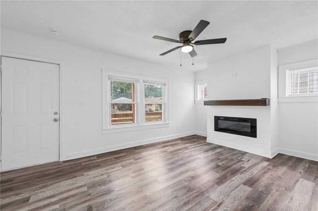 1831 E 68th Street — photo 5