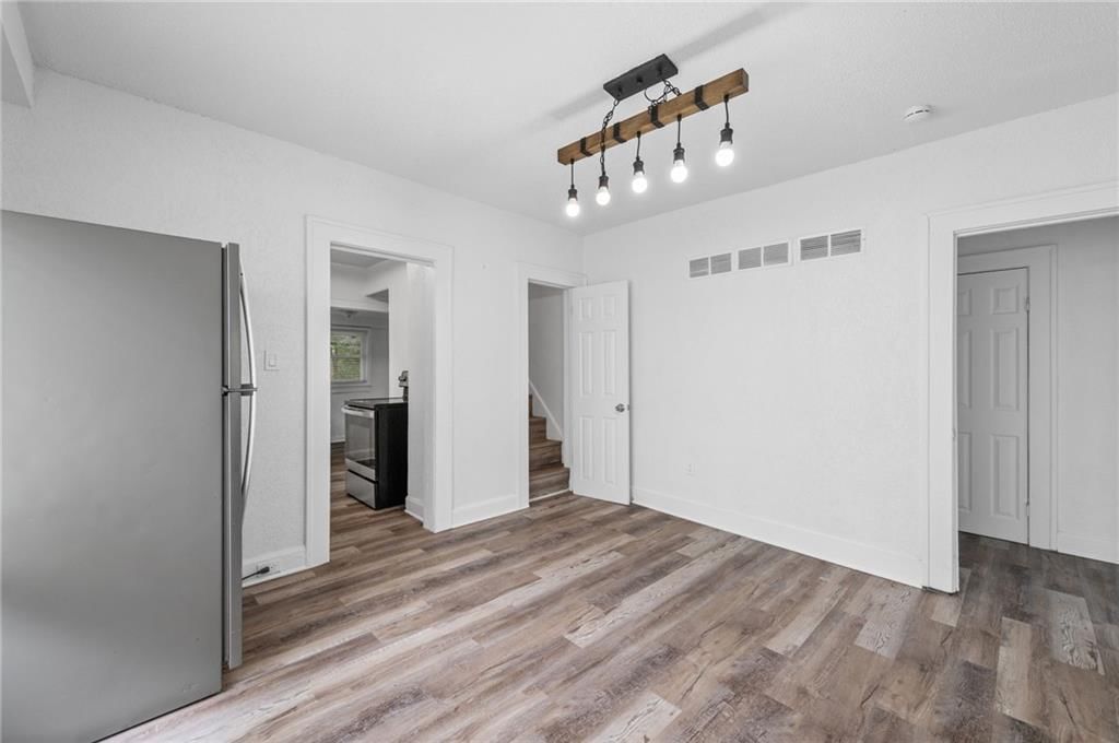 1831 E 68th Street — photo 10