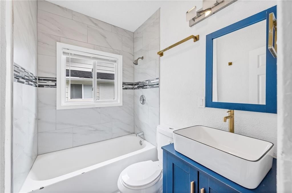 1831 E 68th Street — photo 19