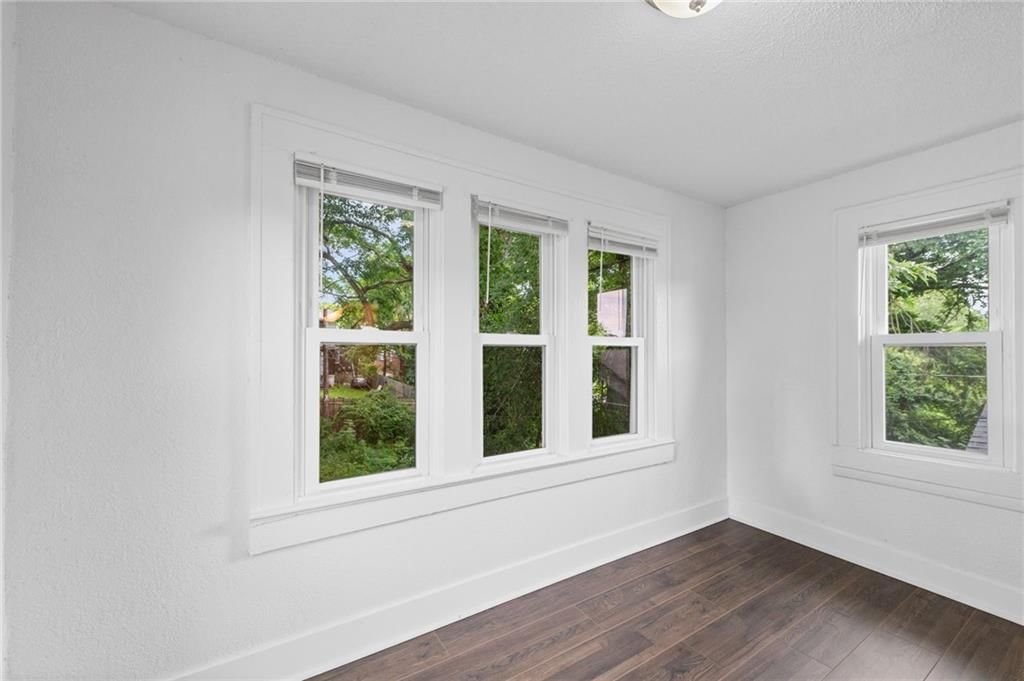 1831 E 68th Street — photo 22