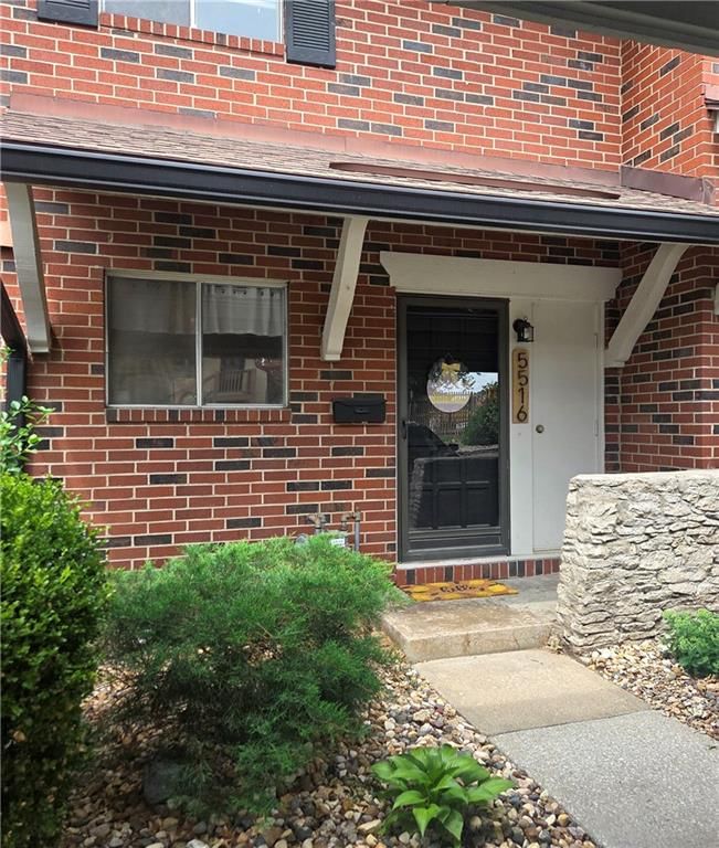 5516 W 97th Street — photo 2