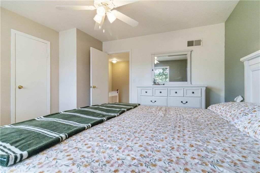 5516 W 97th Street — photo 12