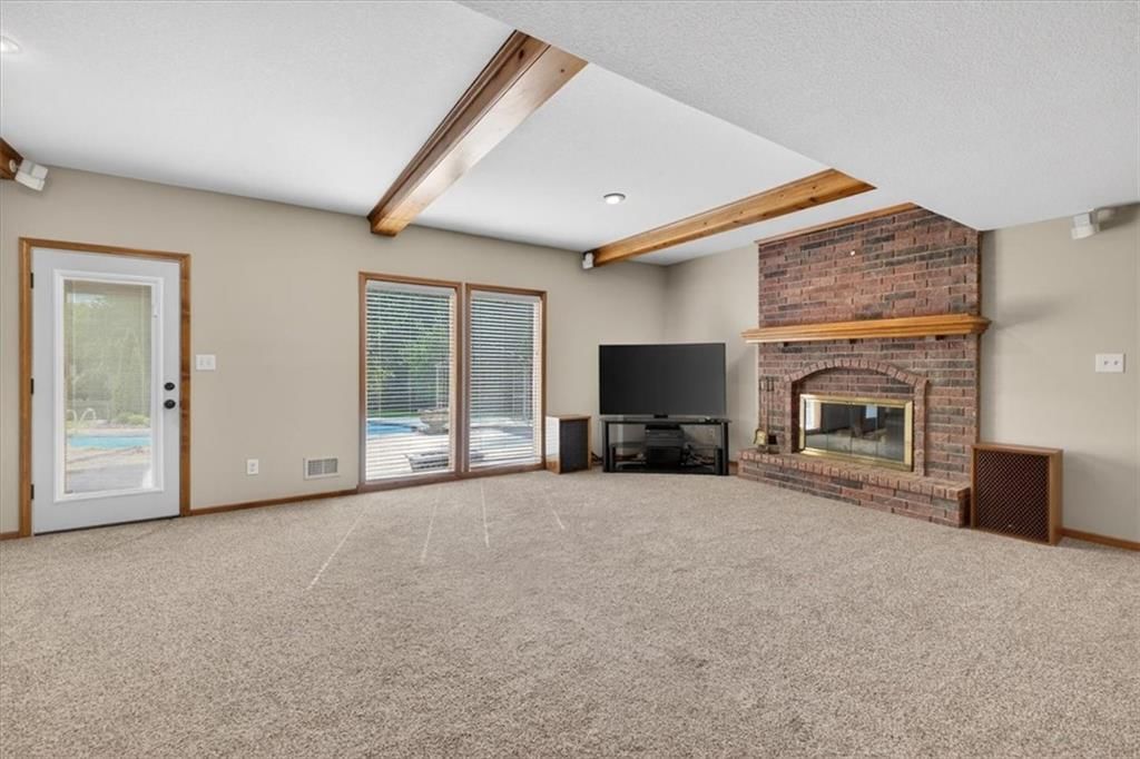 6150 N Mattox Road — photo 50
