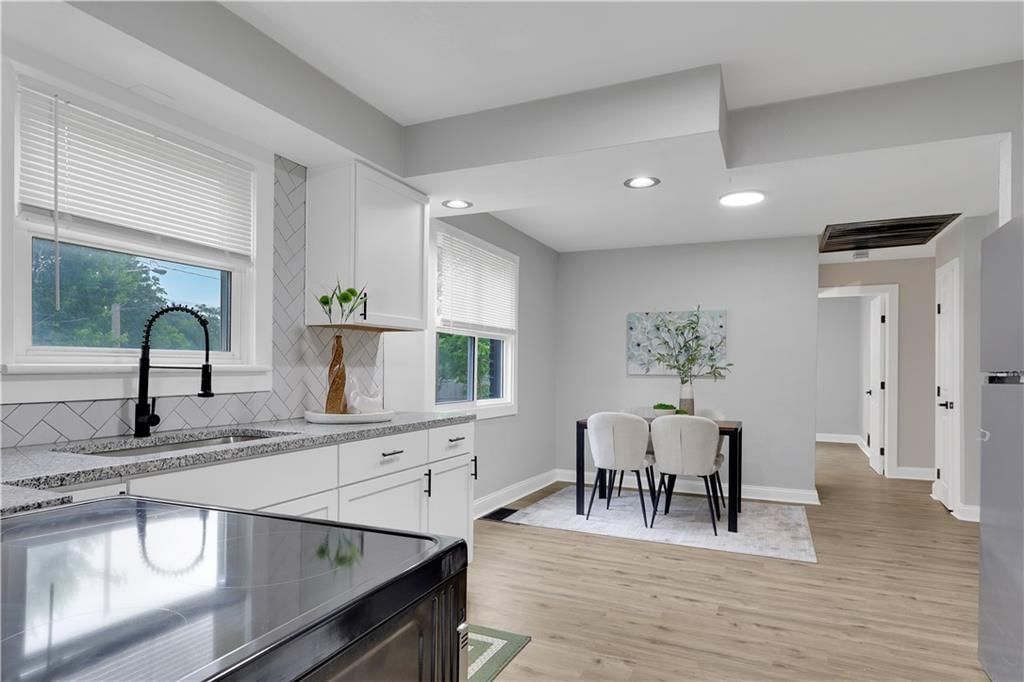 2145 S 47th Terrace — photo 10