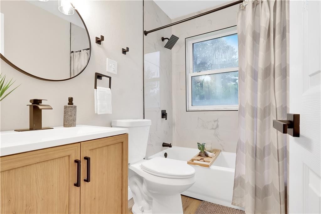 2145 S 47th Terrace — photo 13