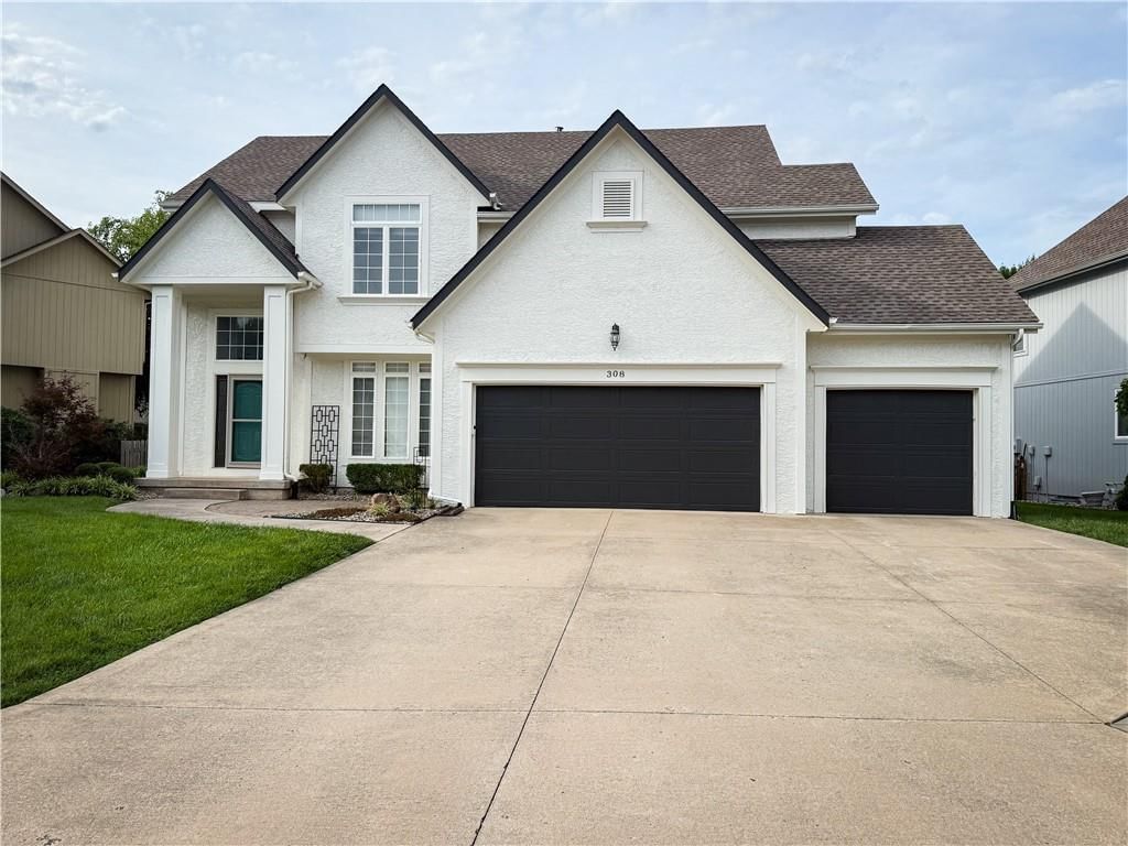 308 NE Hidden Valley Way — photo 3