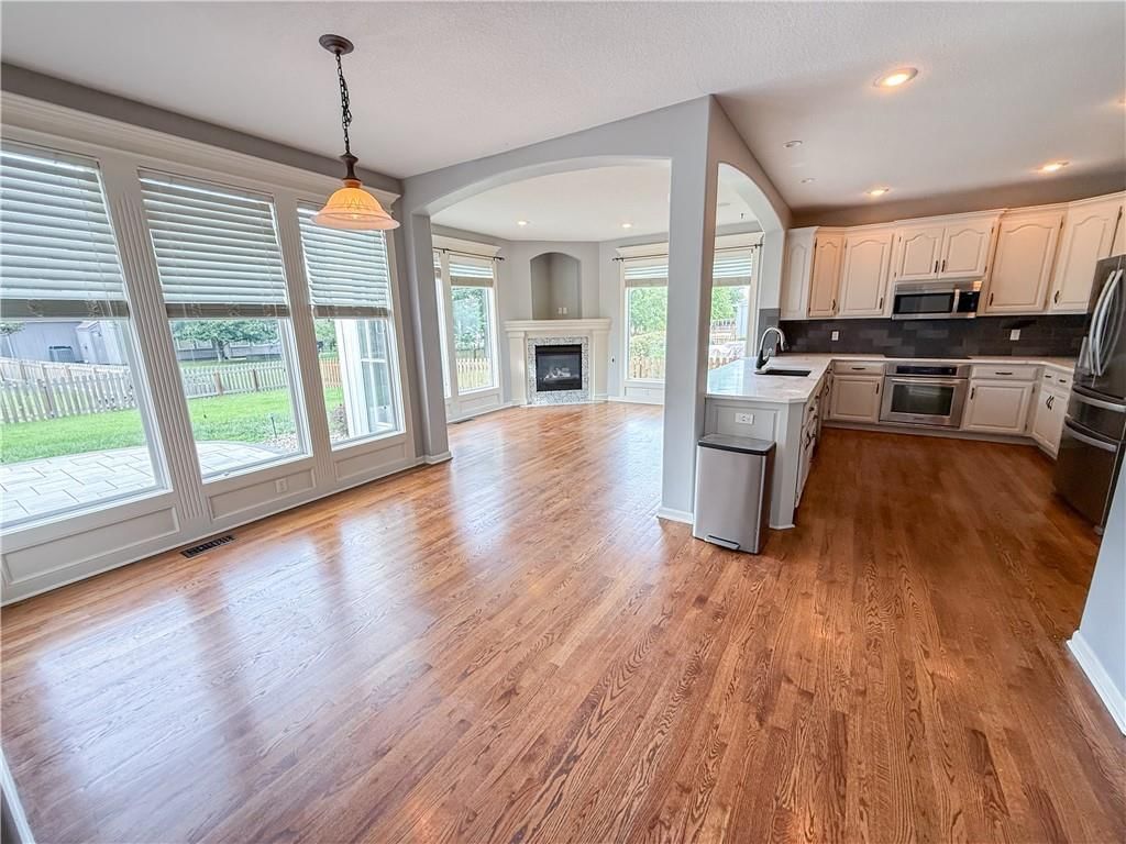 308 NE Hidden Valley Way — photo 12