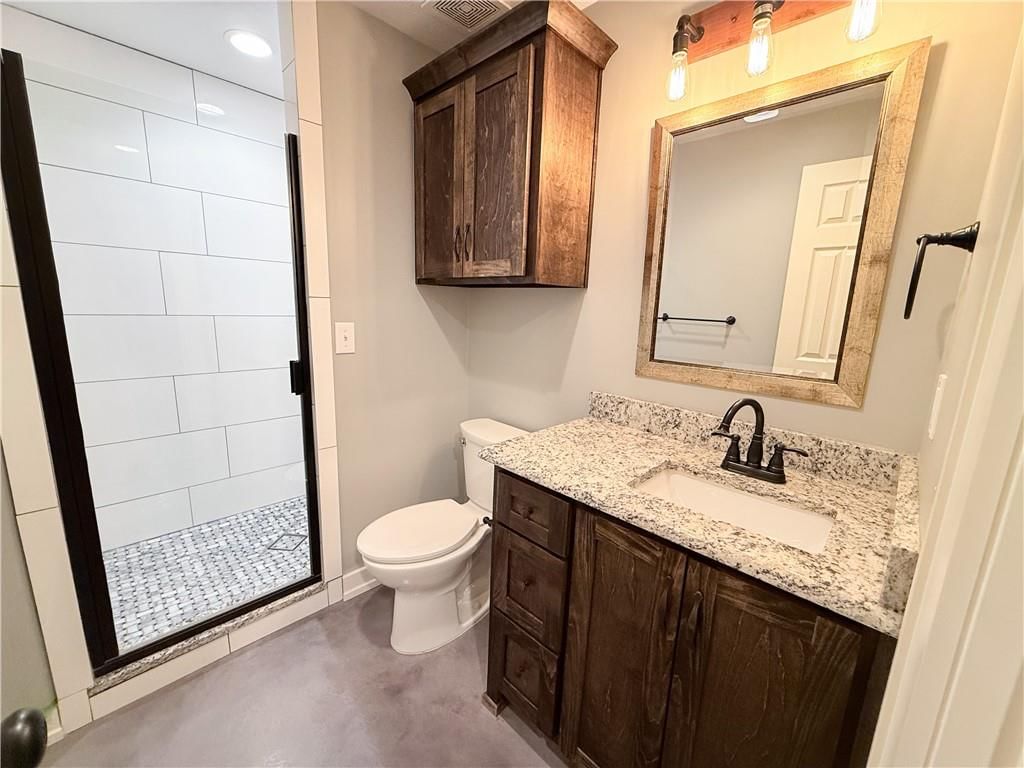 308 NE Hidden Valley Way — photo 26