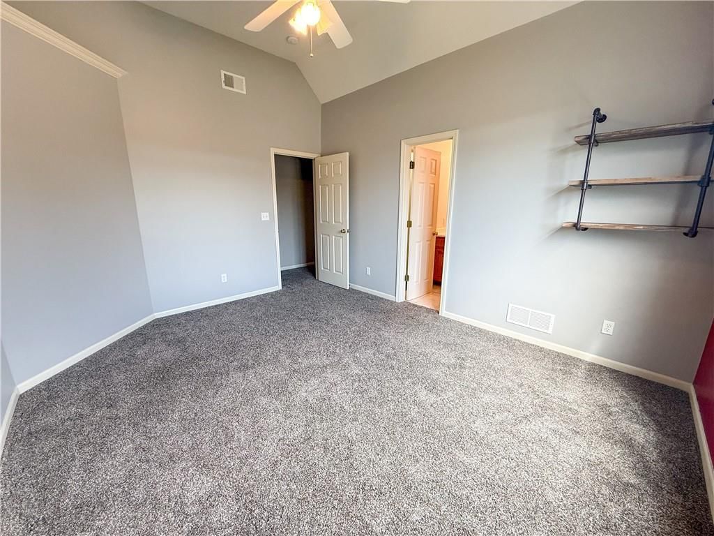 308 NE Hidden Valley Way — photo 36