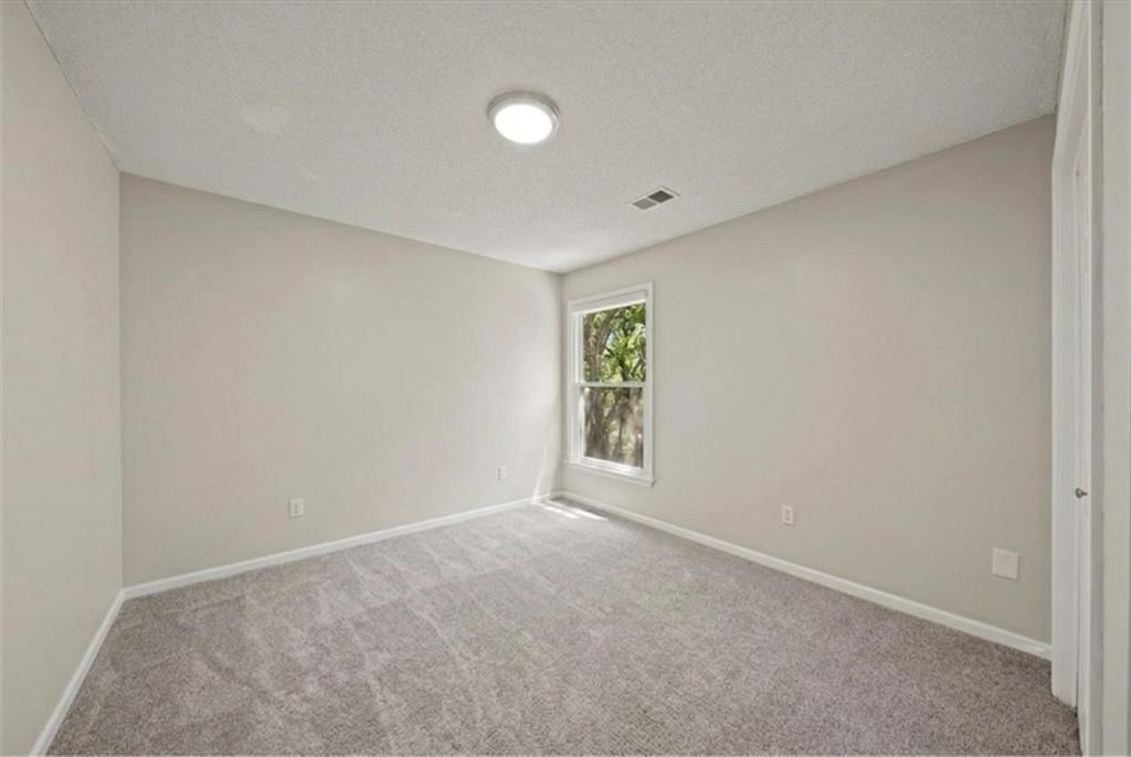 11207 W 116th Terrace — photo 19