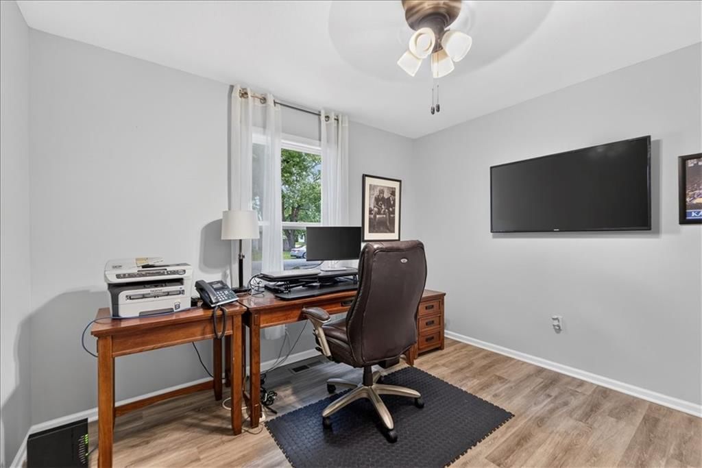 301 S Elm Street — photo 21