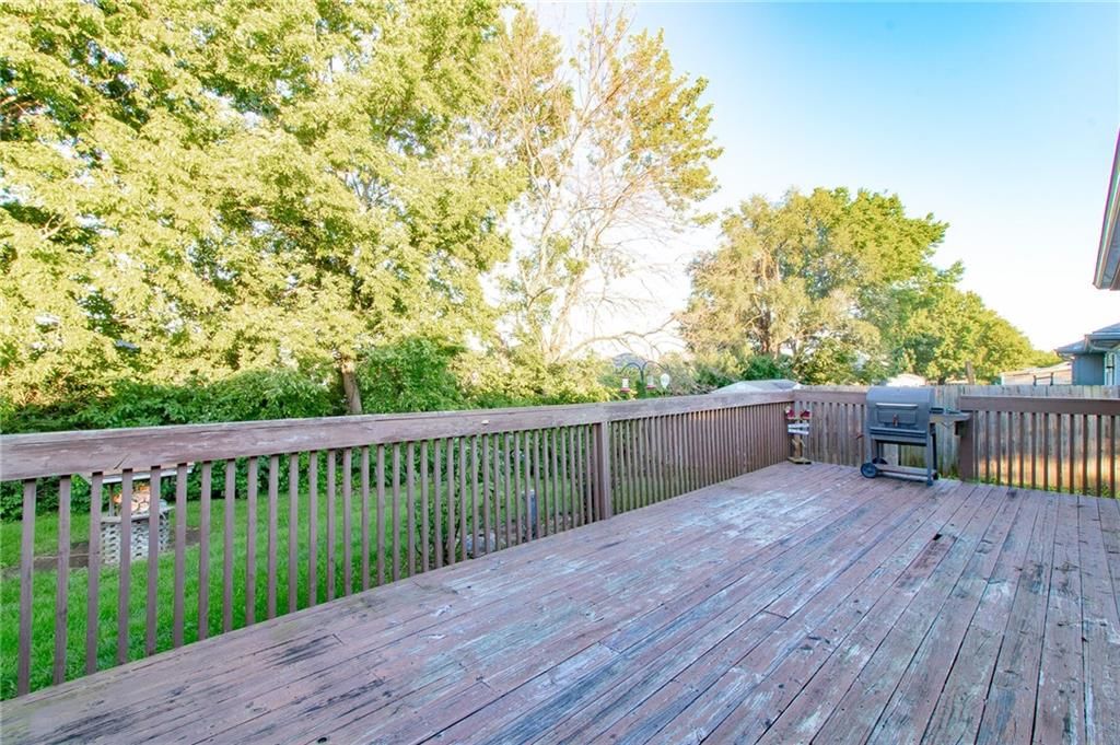 1213 Fox Run Drive — photo 23