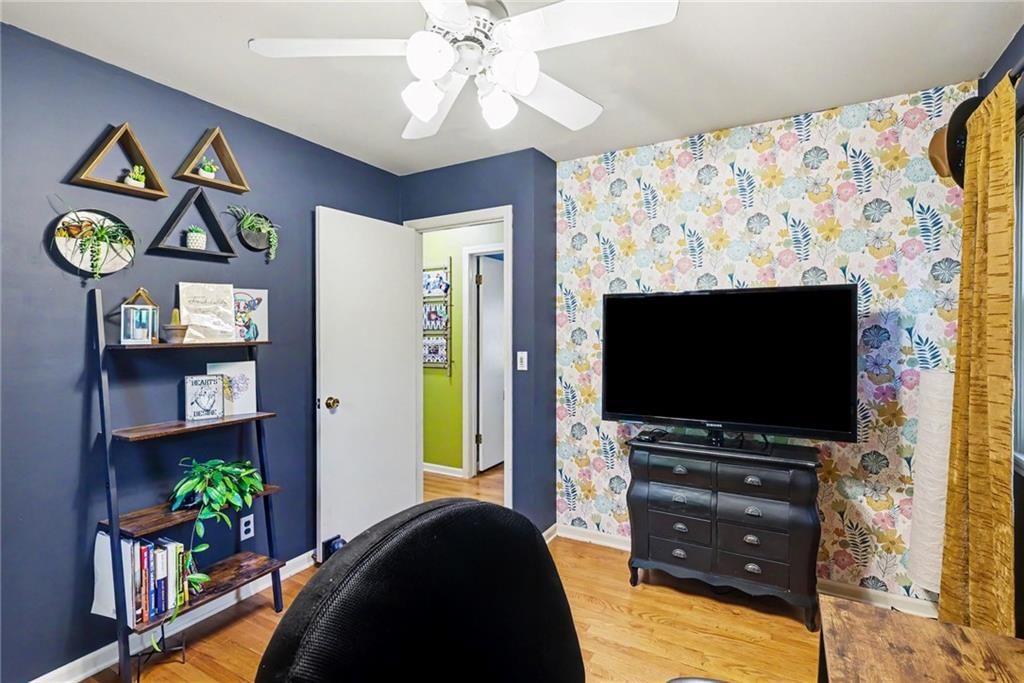 9334 Woodward Street — photo 10