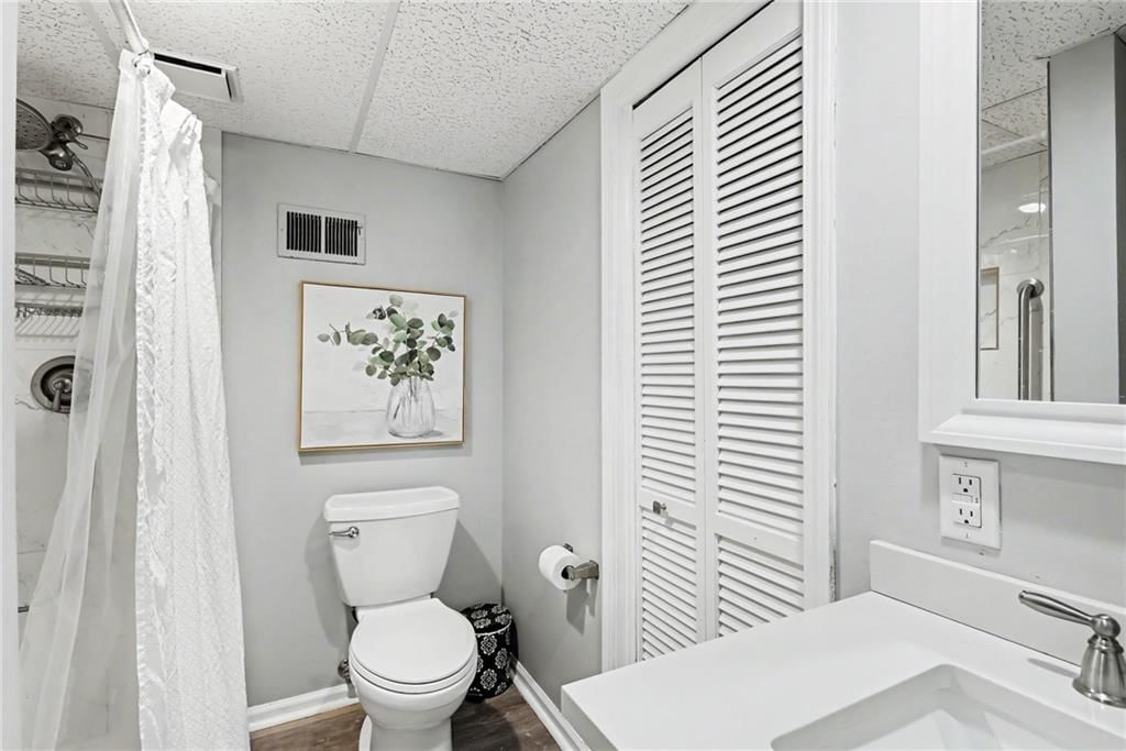 9334 Woodward Street — photo 14