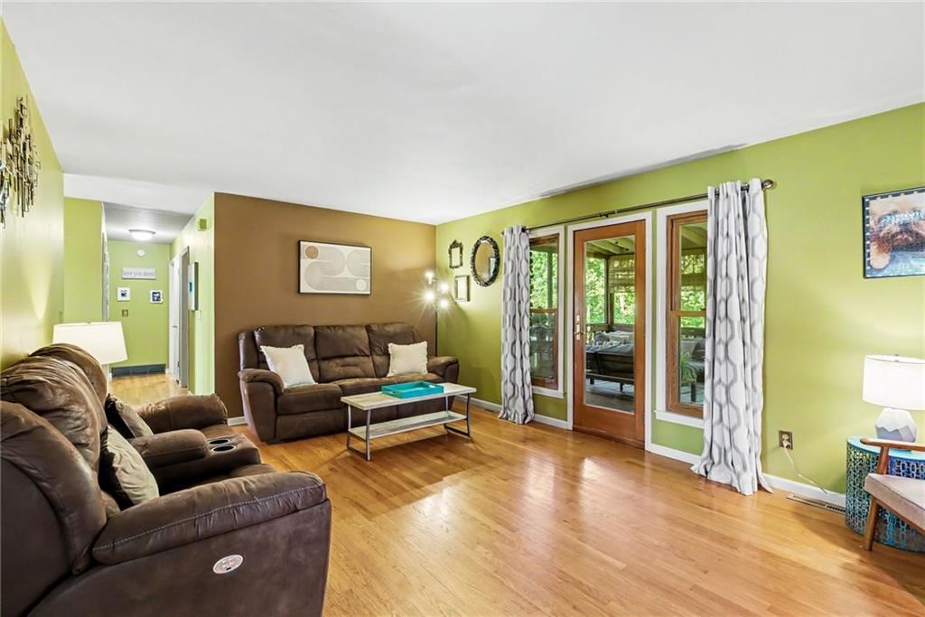 9334 Woodward Street — photo 15