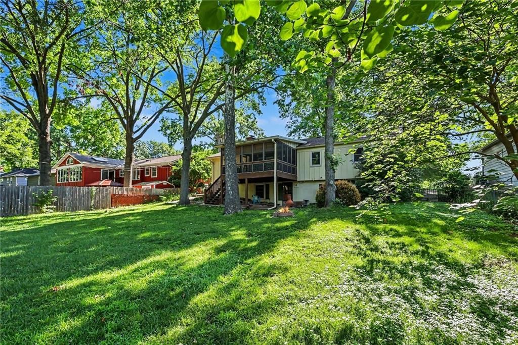 9334 Woodward Street — photo 26