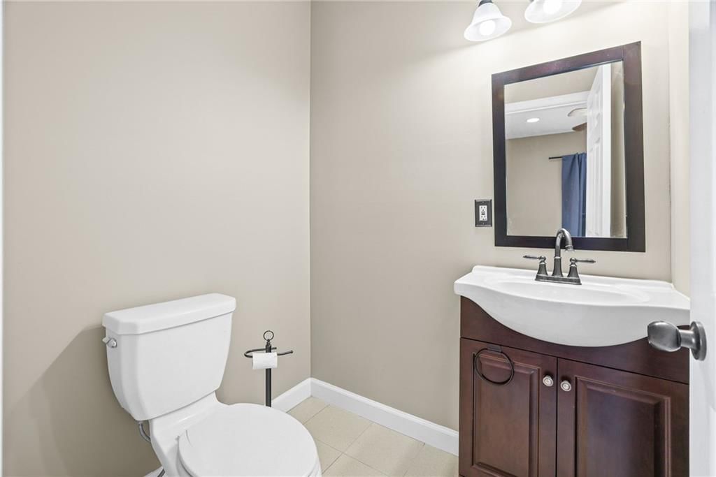 309 E Black Diamond Street — photo 21