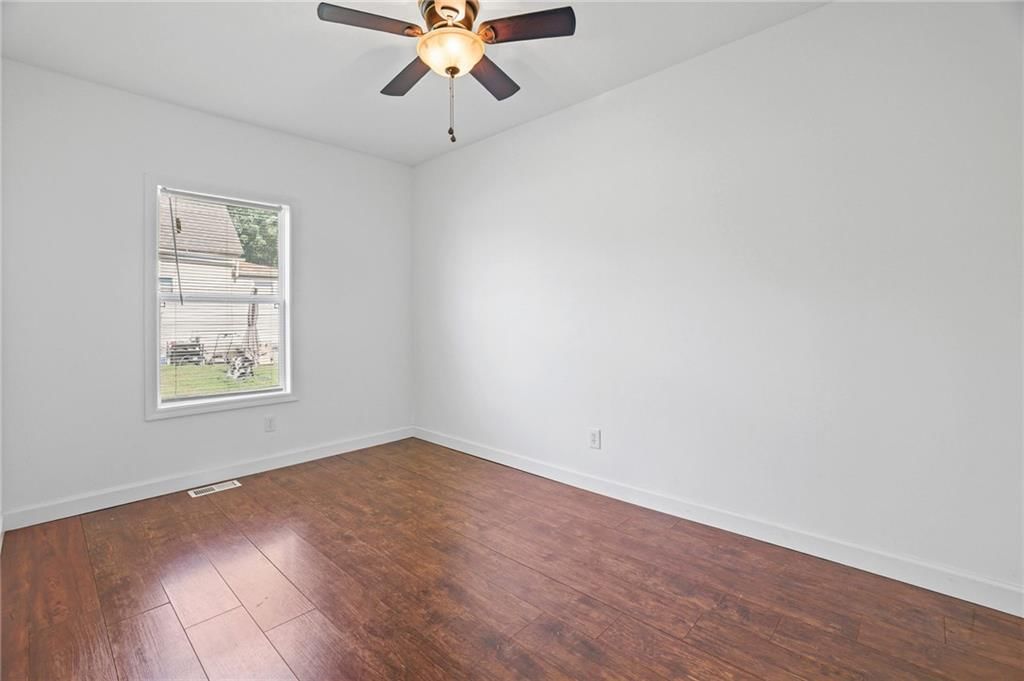 309 E Black Diamond Street — photo 22
