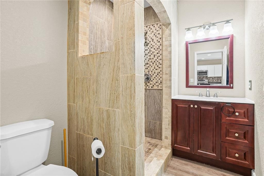309 E Black Diamond Street — photo 24