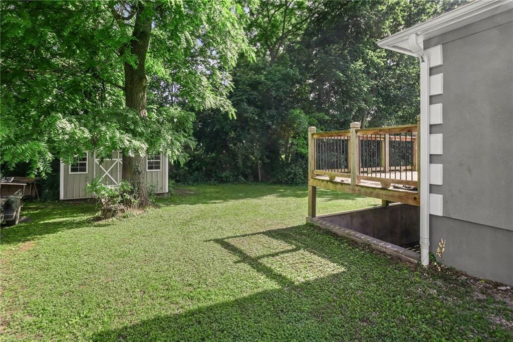 309 E Black Diamond Street — photo 31