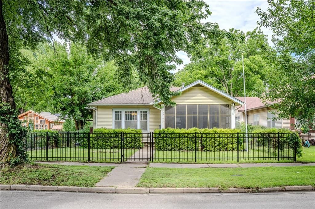 615 S Lafayette Avenue, Chanute, KS