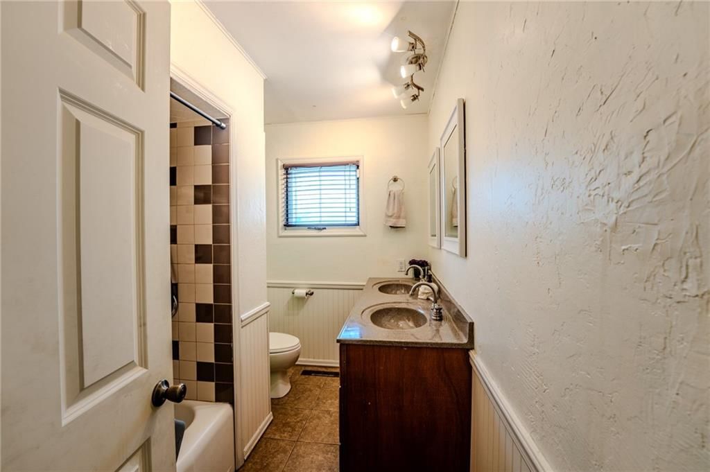 615 S Lafayette Avenue — photo 14