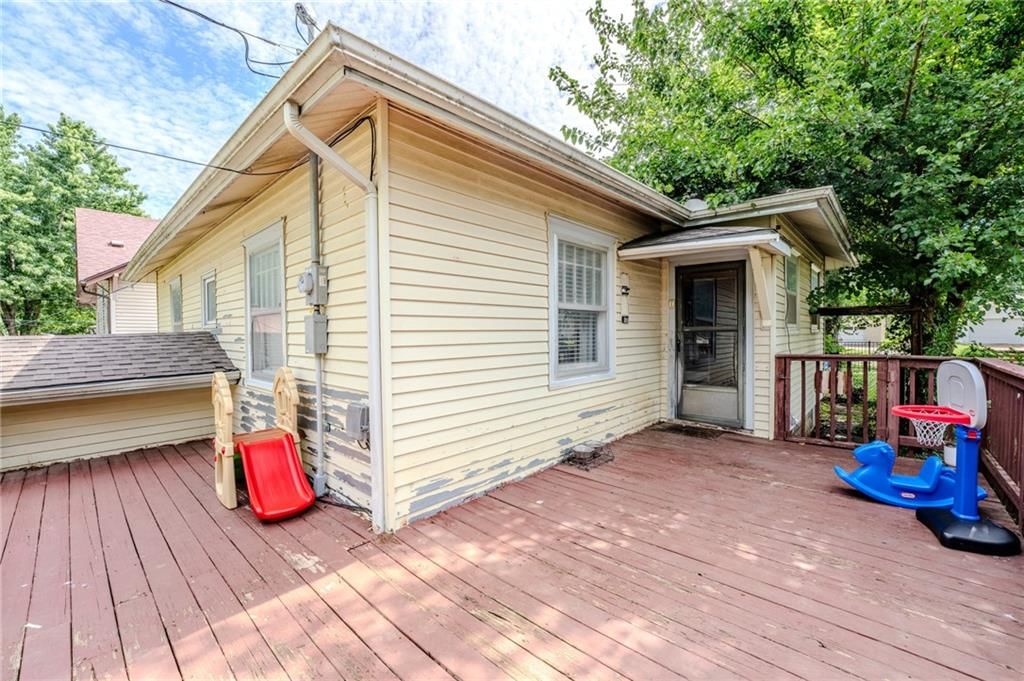 615 S Lafayette Avenue — photo 23