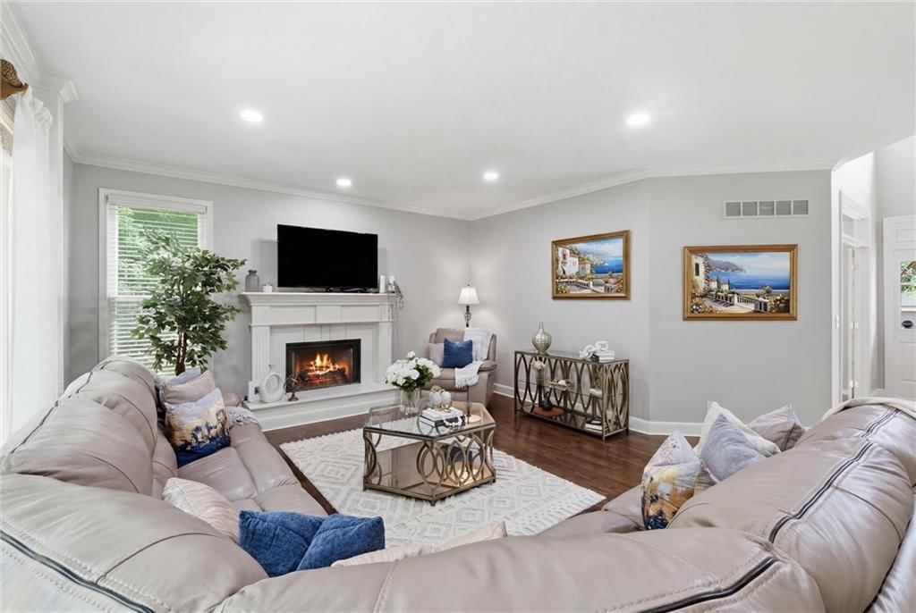 13848 Pembroke Drive — photo 8
