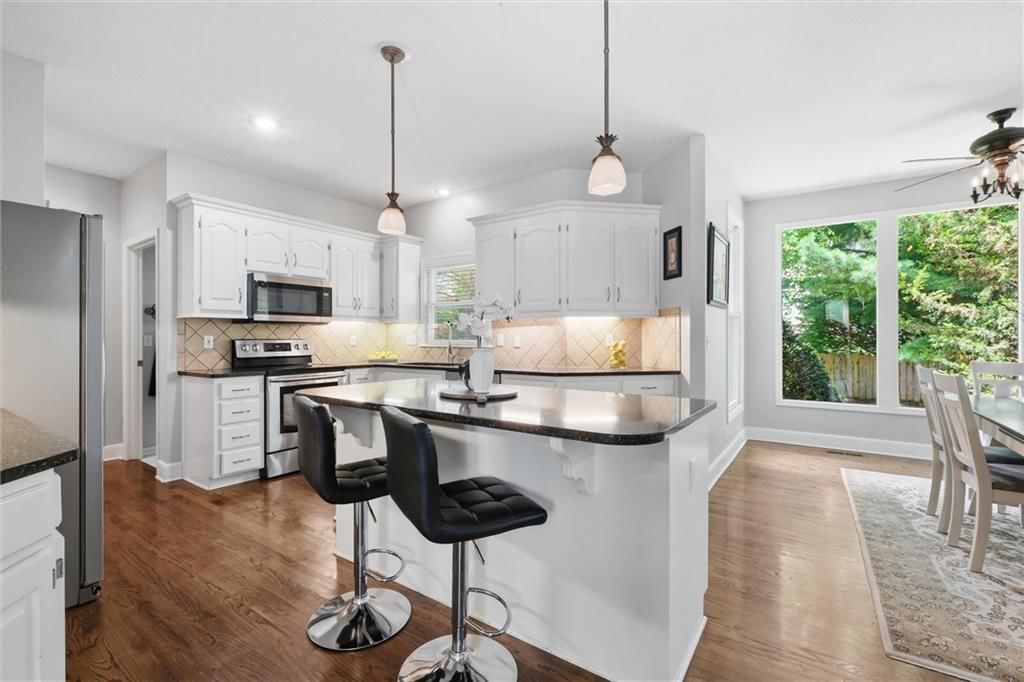 13848 Pembroke Drive — photo 11