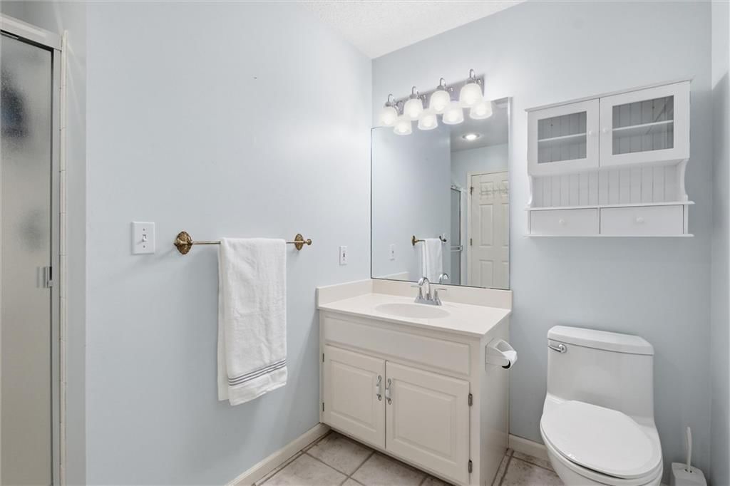 13848 Pembroke Drive — photo 37