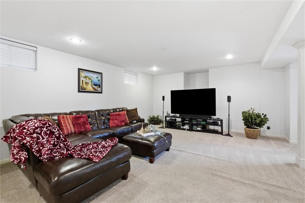 13848 Pembroke Drive — photo 42