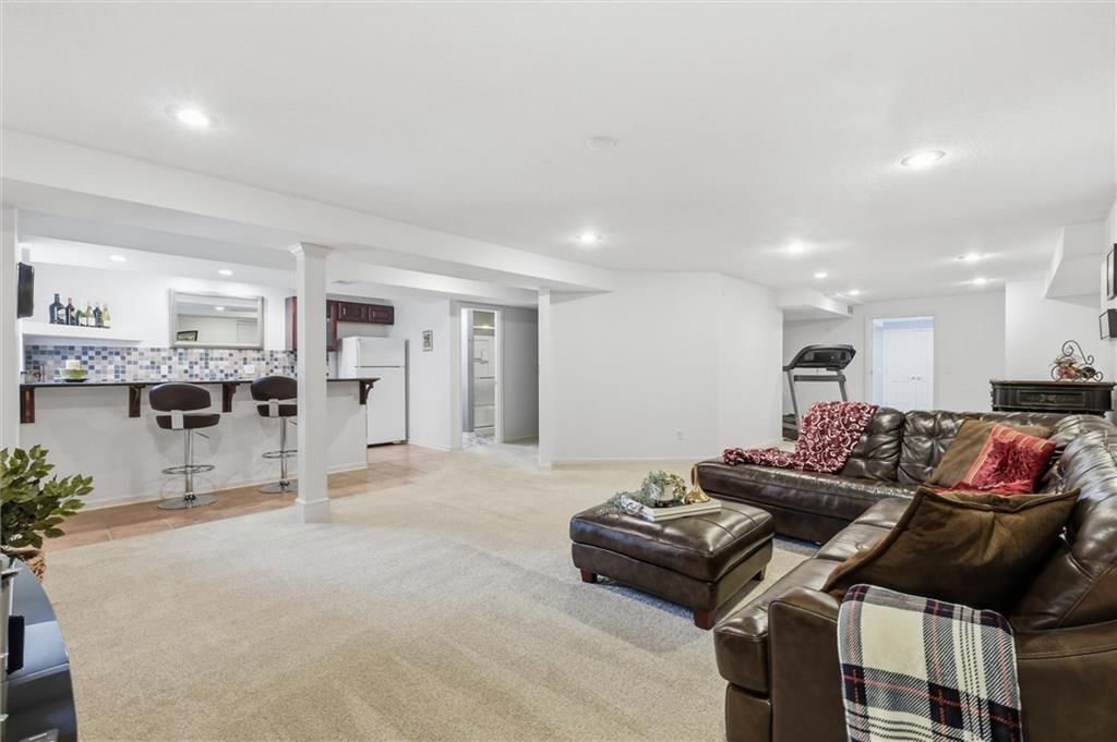 13848 Pembroke Drive — photo 45