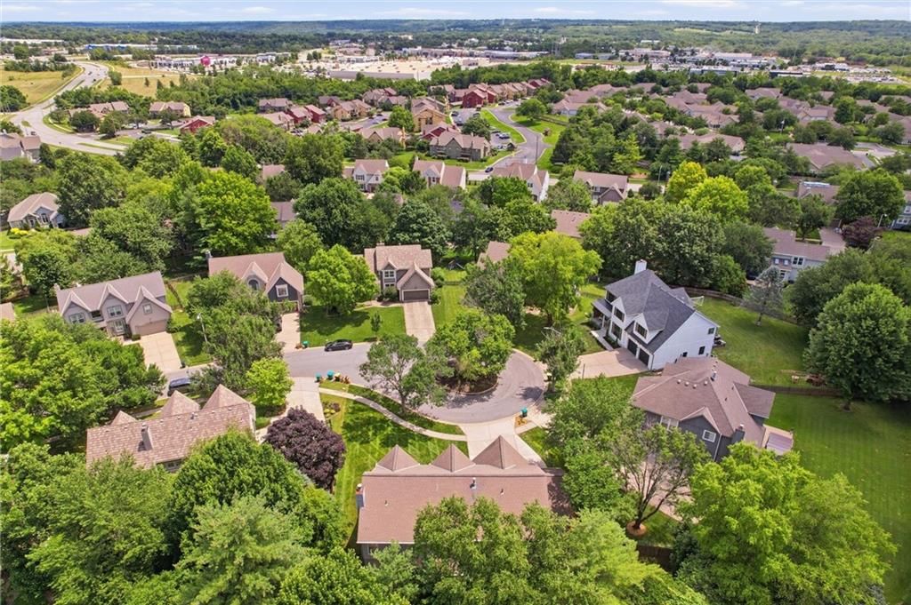 13848 Pembroke Drive — photo 63