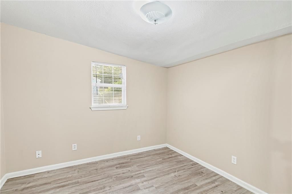9421 E 67th Terrace — photo 16