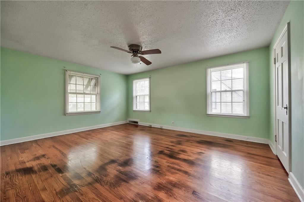 8037 Jefferson Street — photo 11