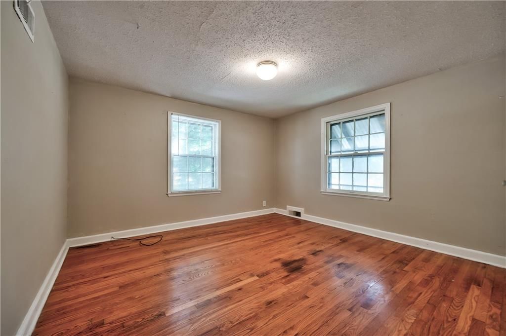 8037 Jefferson Street — photo 14