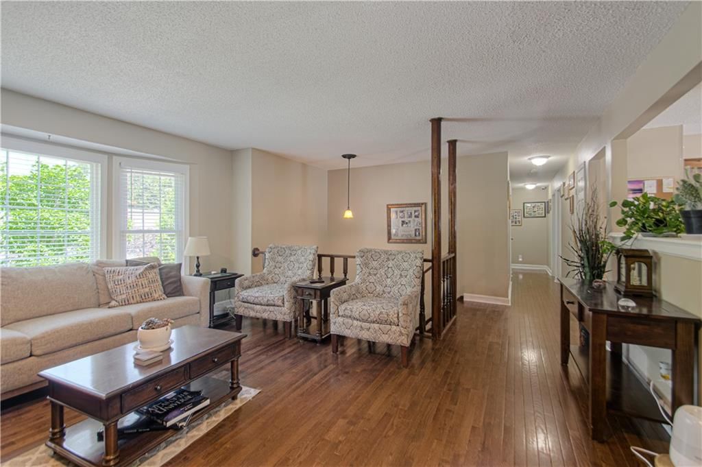 204 S Brittany Drive — photo 4