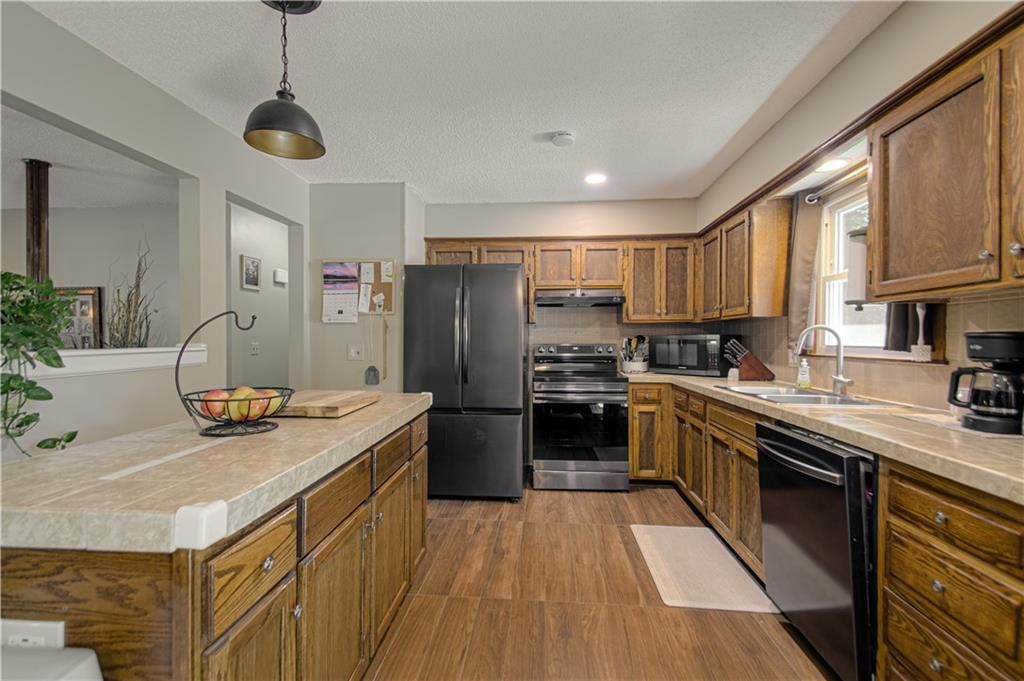204 S Brittany Drive — photo 7