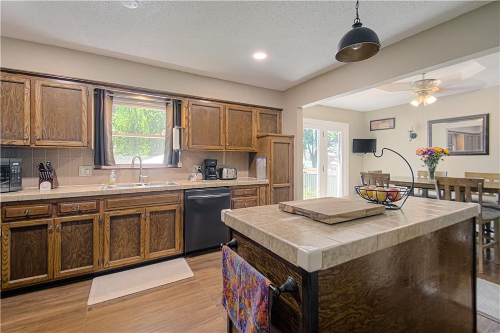 204 S Brittany Drive — photo 8