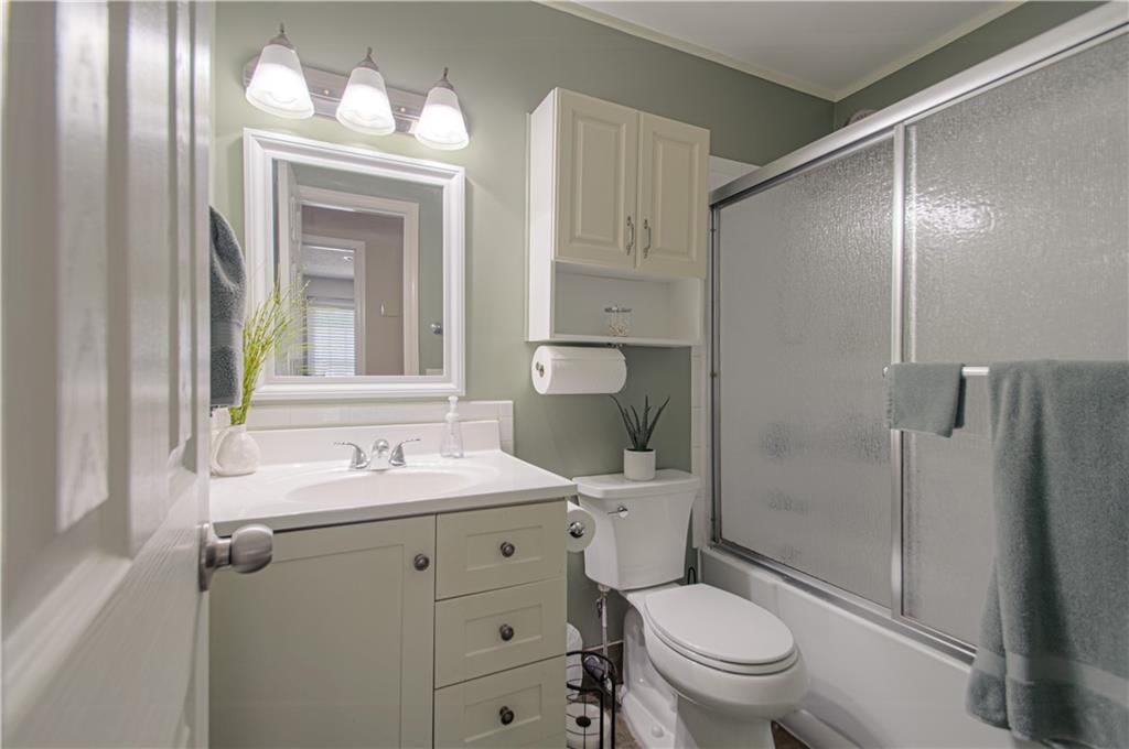 204 S Brittany Drive — photo 9